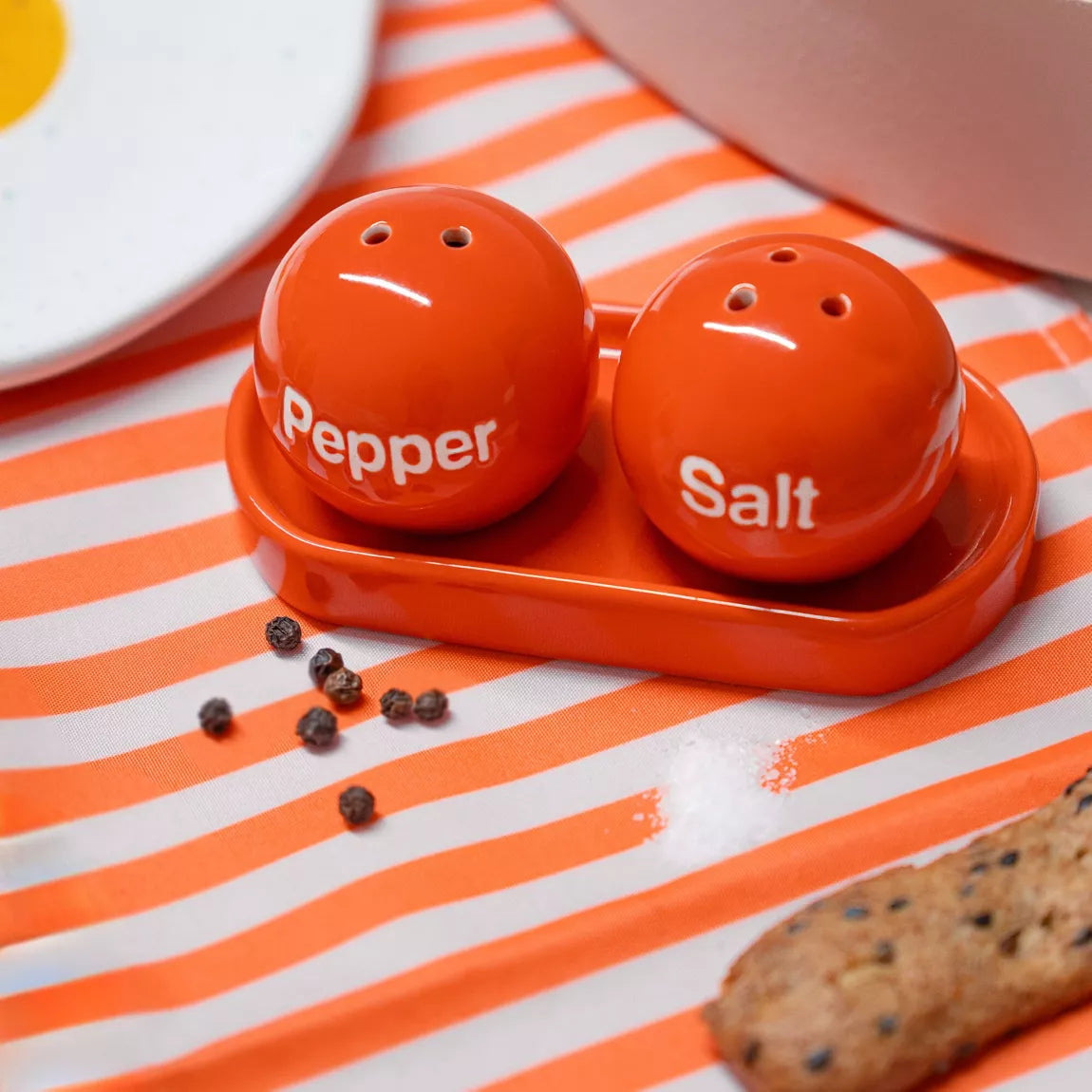 Duo design salière & poivrière – Ping Pong Rouge